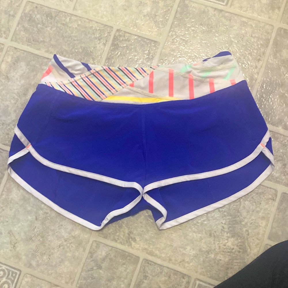 Lululemon 2013 Seawheeze Mountie Pigment Blue Shorts